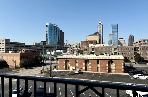 Cole-Noble District Apartment | Elaborate Downtown Suite for 6 with fireplace view