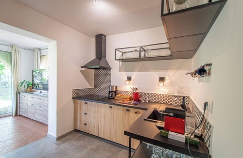 Calenzana Condo | Elda : appart rez de jardin et piscine chauffée à 7 min de Calvi et plages