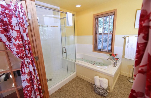 West Village Bed & Breakfast | Elliott House Boutique Inn