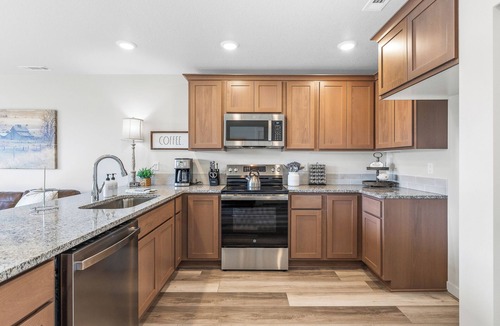 Hermiston House | Emerald Escape