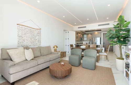 Centro Apartment | Encantame Soleil 1BR |Sleeps 4 lock off unit