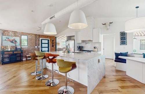 Del Norte Place House | Encanto Dreams