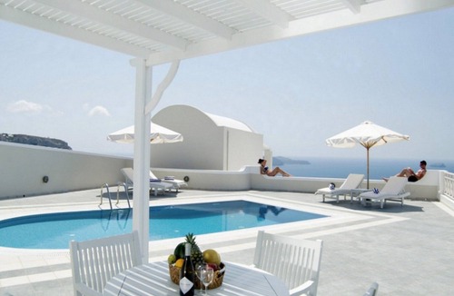 Fira Villa | Endearing Santorini Villa | Villa Delphi | 2 Bedrooms | Breathtaking Caldera.
