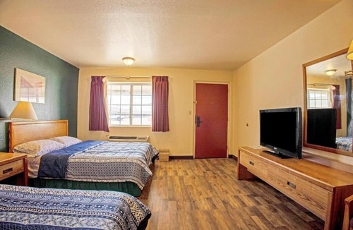 Lordsburg Hotel | Enjoy Free Parking Room Near Lordsburg Museum Exhibits