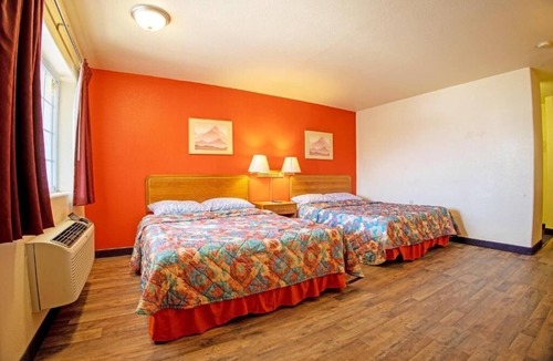 Lordsburg Hotel | Enjoy Free Parking Room Near Lordsburg Museum Exhibits