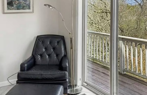 Dublin Apartment | Enjoy this fully functional guest house with a beautiful backyard and forest!