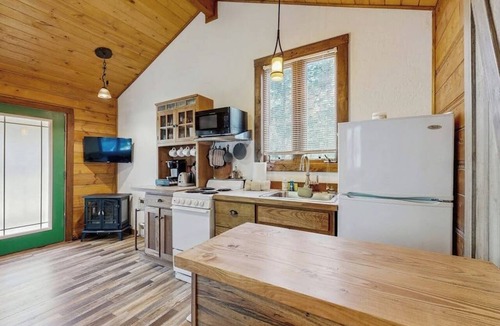 Woods Bay House | Enjoy two separate cabins, pet friendly, firepit, 5 min to Lake, fly-fishing
