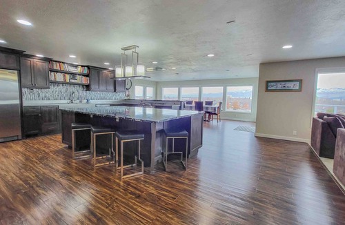 Franklin - Randolph House | Entertainers Dream w/Private Pool & Theater Room!