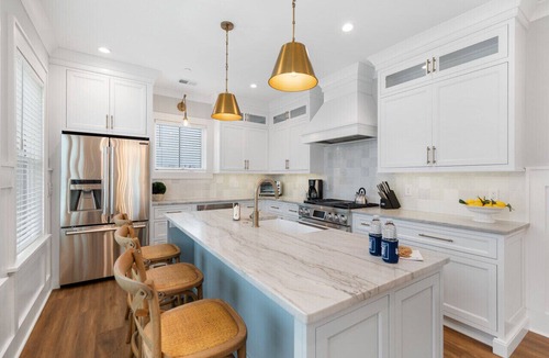 Cannonborough Elliotborough Apartment | Entire New 3 Story House w/Private Heated Spa/Pool, Roof Top Deck & Elevator