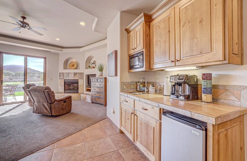 St. George Villa | Entrada Waterside Studio Villa w/Kitchenette & Private Garage