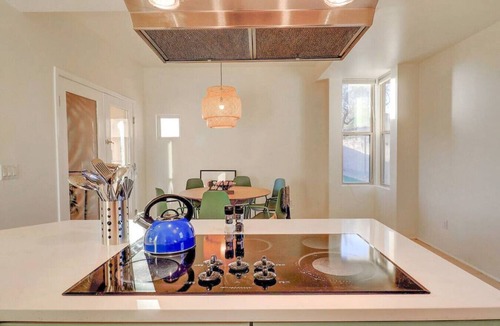 North Mountain House | Epic 6BR w/Pool, Spa + Fire Pit | Walk to Trails
