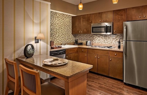 Gainey Village Villas Hotel | Escape The Hustle and Bustle! Close to Wrigley Mansion, w/Pool, Pet-Friendly!