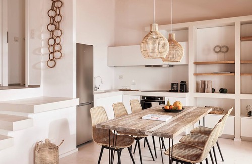 Vathi Hotel | Eutopia Suites Sifnos