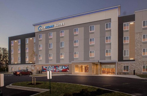 Bowling Green Hotel | Everhome Suites Bowling Green by Choice Hotels