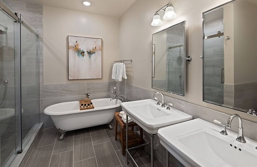 Winters Hotel | Everything You Need For The Perfect Vacation! Free Parking, Pets Are Welcome!