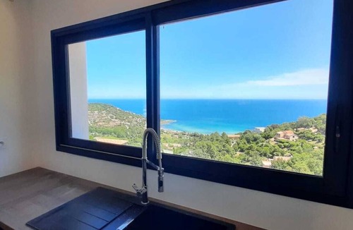 Tarcu Villa | Exceptional sea view villa with pool