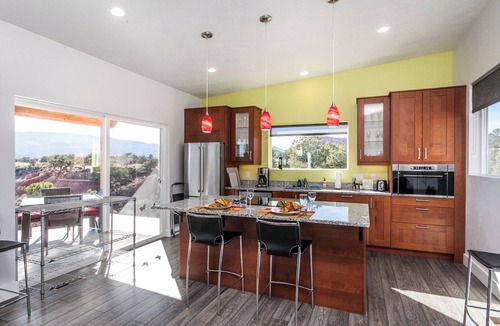 Torrey House | Exceptional Vacation Home - 1 bdr in Torrey, UT near Capital Reef National Park