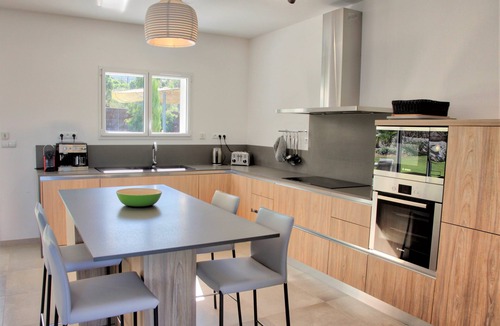 Calvi Villa | Exclusive Four-Bedroom Villa featuring a Private Pool, Garden, Parking and Spa