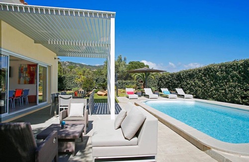 Calvi Villa | Exclusive Four-Bedroom Villa featuring a Private Pool, Garden, Parking and Spa
