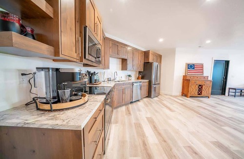 Spring City Apartment | Expansive Basement Suite w/Horses and Arena