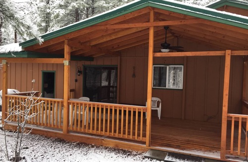Pinetop Cabin | Experience a Cozy Pinetop Retreat Cabin getaway.