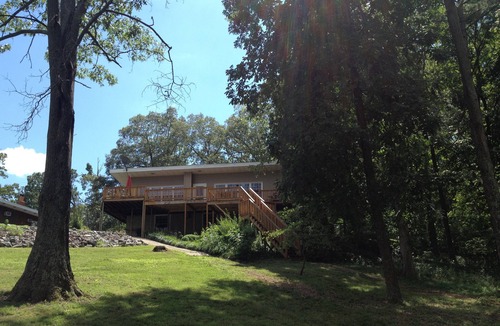 Almo House | Experience Kentucky Lake out the back door! Spacious 4-bedroom retreat awaits.