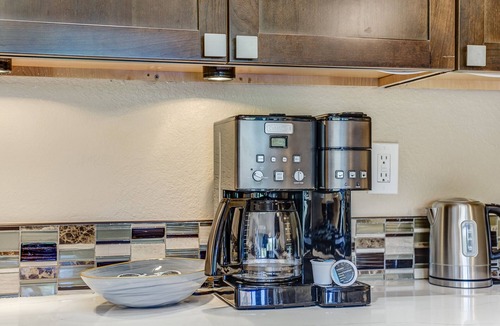 West Sedona House | Experience luxury at Sedona Dove Wing Knoll with stunning Red Rock views!