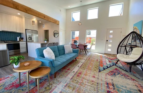 Kanab House | Explore Kanab: Timber & Tin E 2BR Roof Deck, Pool, Hot Tub and Game Barn. Close to Horseshoe Bend, Zion, Bryce and North Rim of the Grand Canyon.