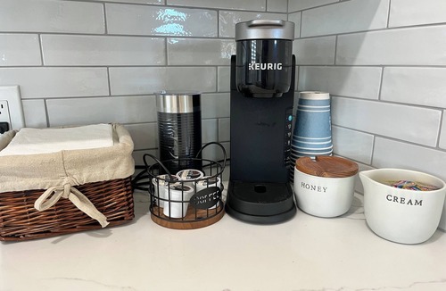 Seaside House | Explore Monterey Bay from This Family-Friendly Fully Stocked Home!