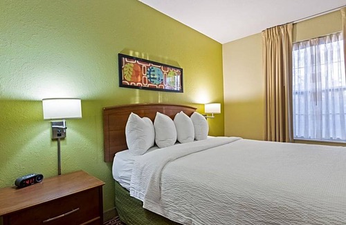 Innsbrook Hotel | Extended Stay America Suites Richmond Glen Allen Short Pump