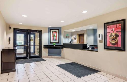 Dayton Hotel | Extended Stay America Suites - Dayton - North