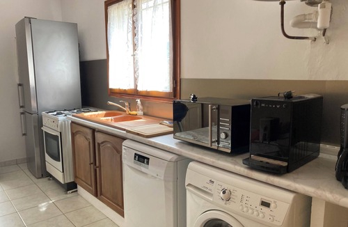 Eccica-Suarella Apartment | F1 near beach and Porticcio