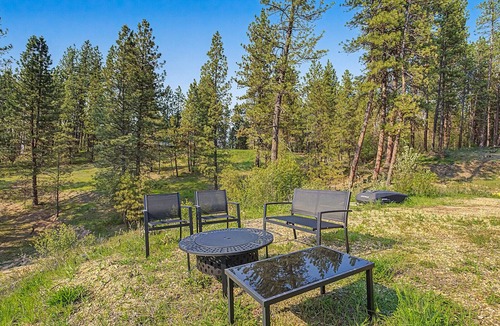 Garden Valley Cabin | Fabulous 1-bedroom cabin in pleasant Garden Valley getaway