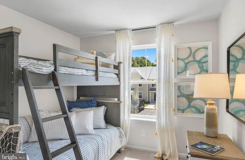 Cambridge House | Fabulous townhome in a safe community in Cambridge