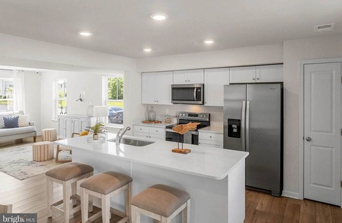 Cambridge House | Fabulous townhome in a safe community in Cambridge