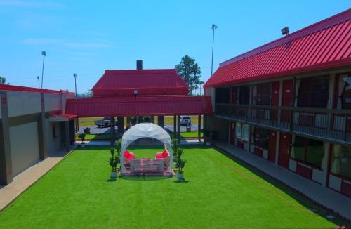 Perry Hotel | FairBridge Inn Express Perry