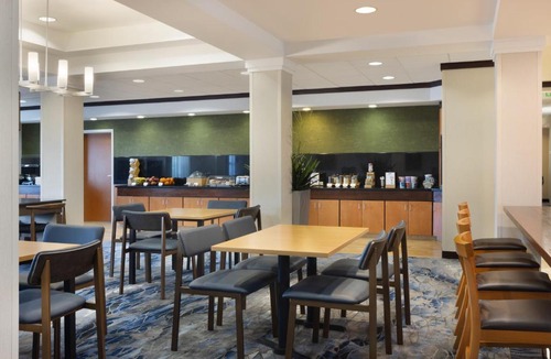 Turlock Hotel | Fairfield Inn and Suites Turlock