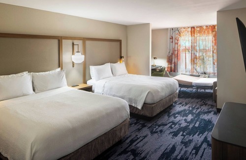 New Paris Hotel | Fairfield Inn by Marriott Richmond