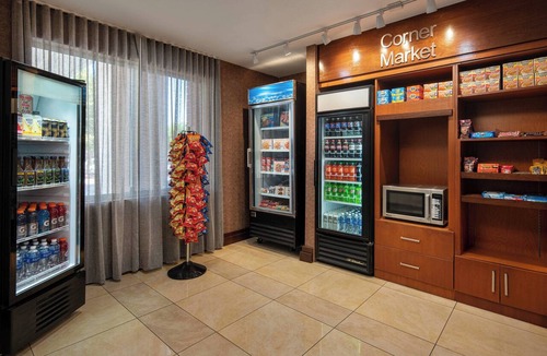 Tulare Hotel | Fairfield Inn & Suites Visalia Tulare