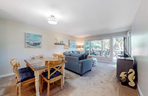 West Beach Village House | Fairway Oaks 1363