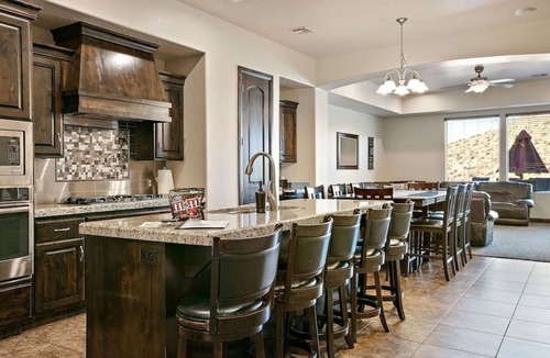 Washington Villa | Fairway views, pools, private hot tub