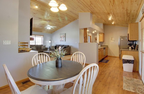 Zane Grey Cabin | Families Welcome! Overgaard Cabin w/Playground