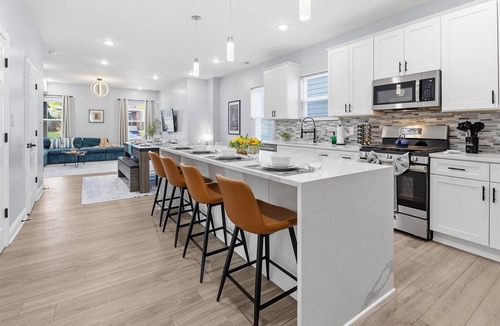 Mapleton/Fall Creek House | Family 4BR Retreat with Games and Fun for ALL