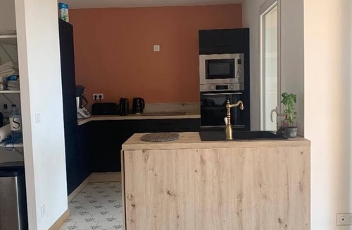 Molini Apartment | Family apartment with sea view 500m from the sea