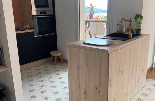Molini Apartment | Family apartment with sea view 500m from the sea