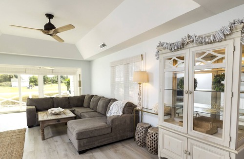 Isle of Palms Cottage | Family Beach Cove.