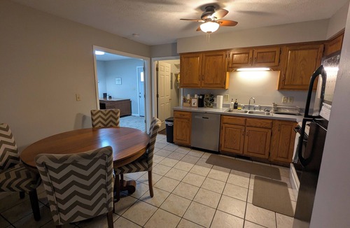 Troy Apartment | Family Friendly 2 bedroom Apartment in Troy