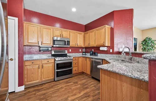 South Mountain House | Family‑Friendly 4‑Bed Home in Phoenix- Patio, & Fast Wi‑Fi