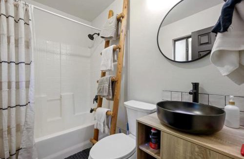 Glendale House | Family Friendly Cabin with BBQ in Glendale, Utah