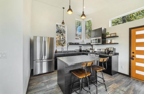 Sandpoint House | Family-Friendly Home Near Schweitzer Shuttle with Breathtaking Views